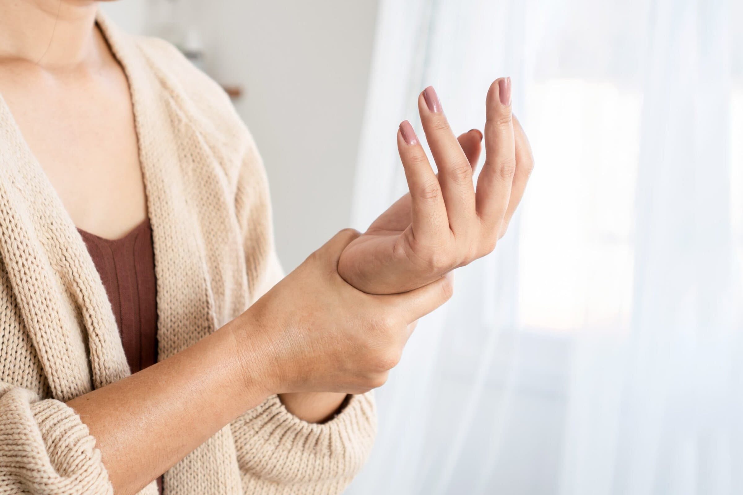 Menopause and joint pain: Causes and treatments